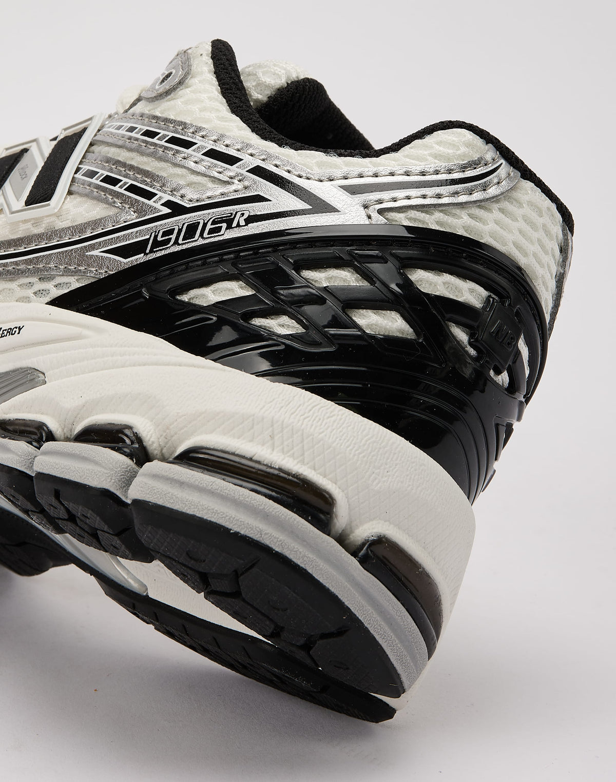 New Balance 1906R Grade-School
