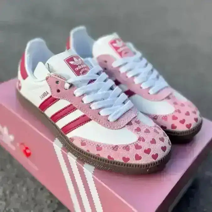 Adidas Sneakers