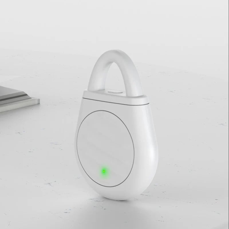 🏡🐦No more trouble from birds, beasts and locusts！Portable Ultrasonic Bird Repellent Keychain