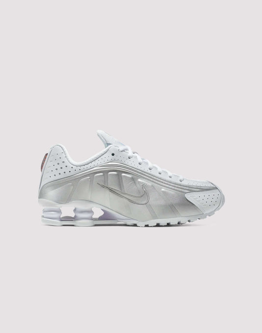 Nike Shox R4
