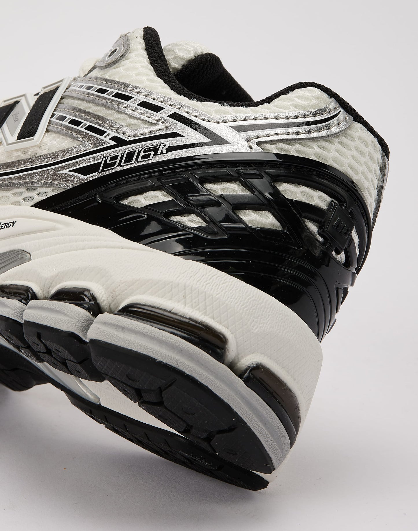 New Balance 1906R Grade-School
