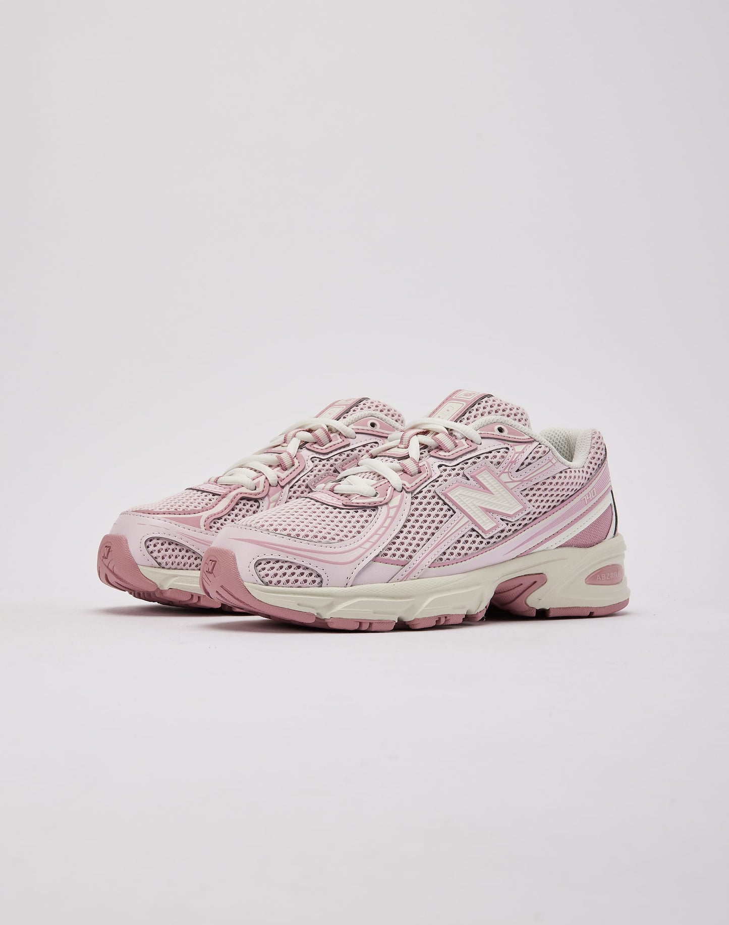 New Balance 740