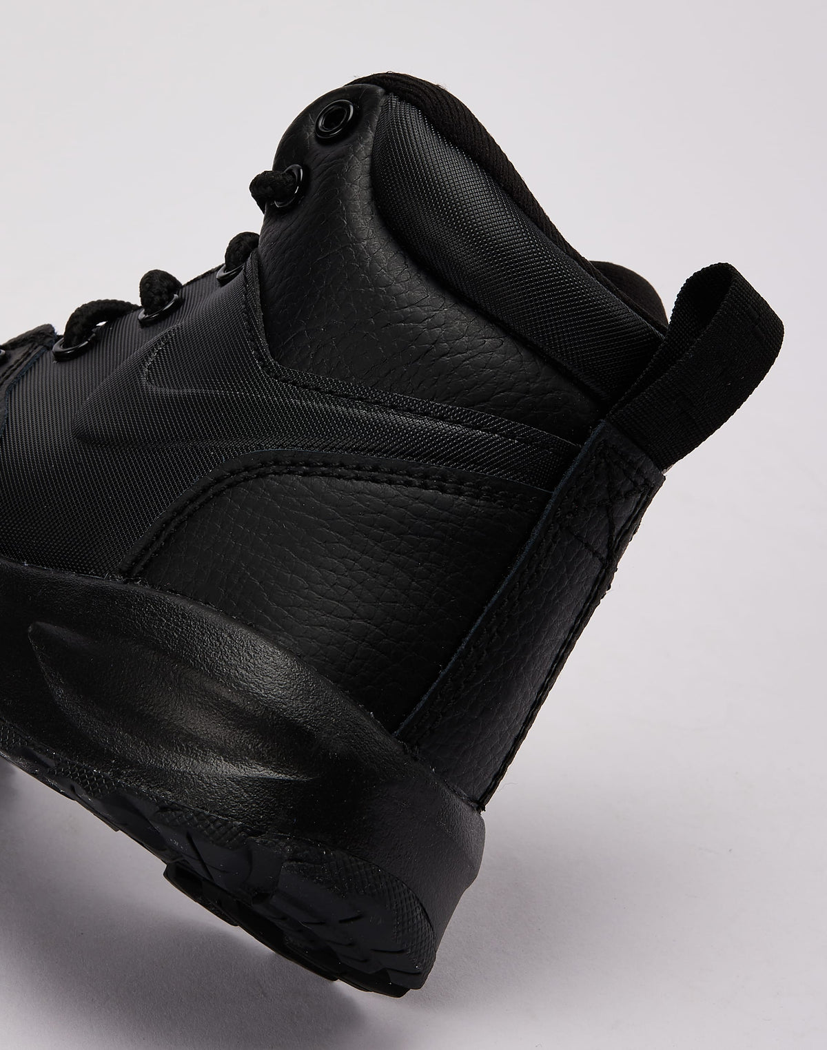 Nike Manoa 17 Pre-School