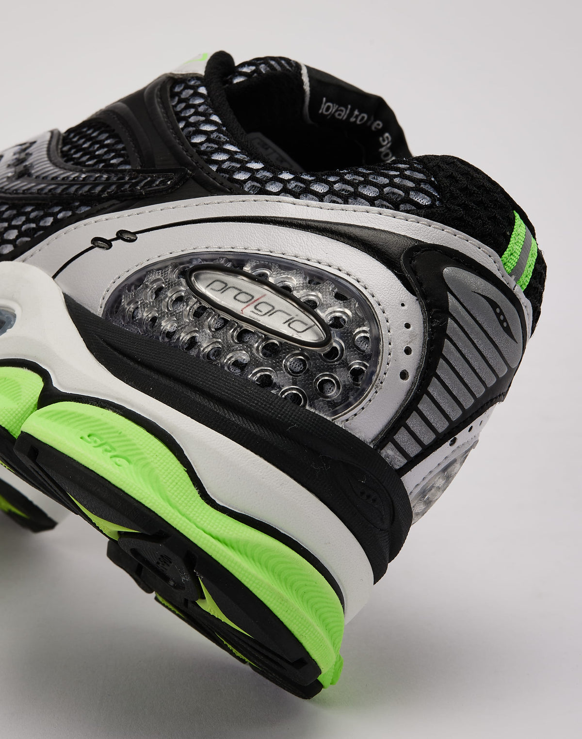 Saucony ProGrid Triumph 4